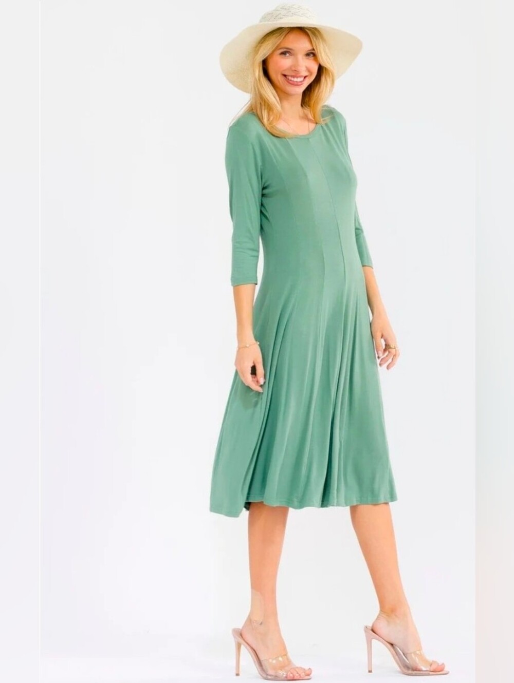 Green Swing Midi Dress with 3/4 Sleeves